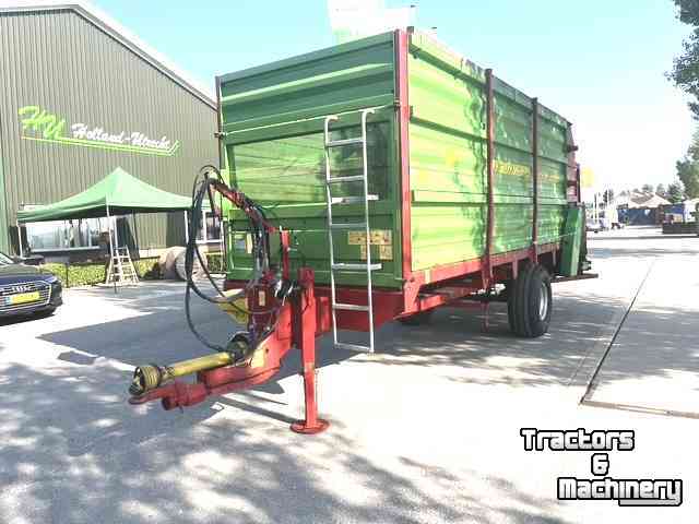 Voerverdeelwagen  / Voerdoseerwagen Strautmann FVW 160 H voerdoseerwagen voerwagen voerkar