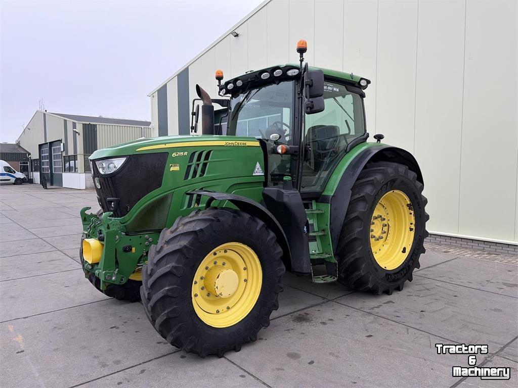 Tractor / Trekker John Deere 6215R