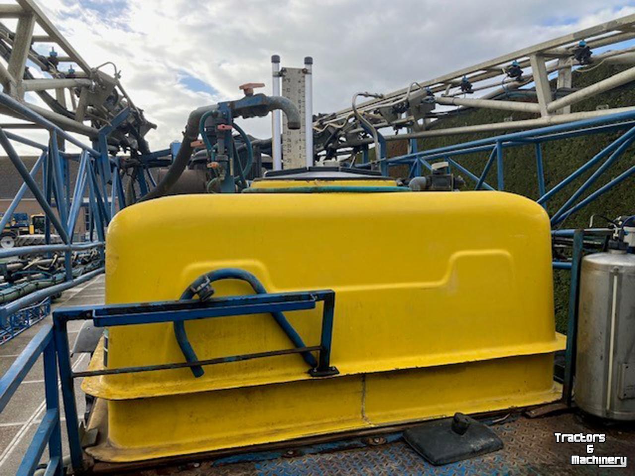 Gedragen Veldspuit Delvano EuroTrac 3800