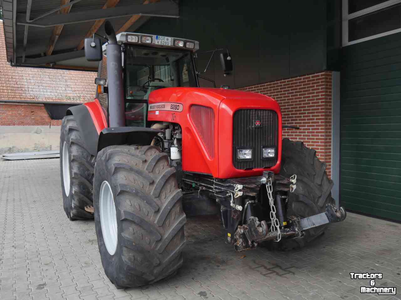 Tractor / Trekker Massey Ferguson 8280 Xtra Powershift