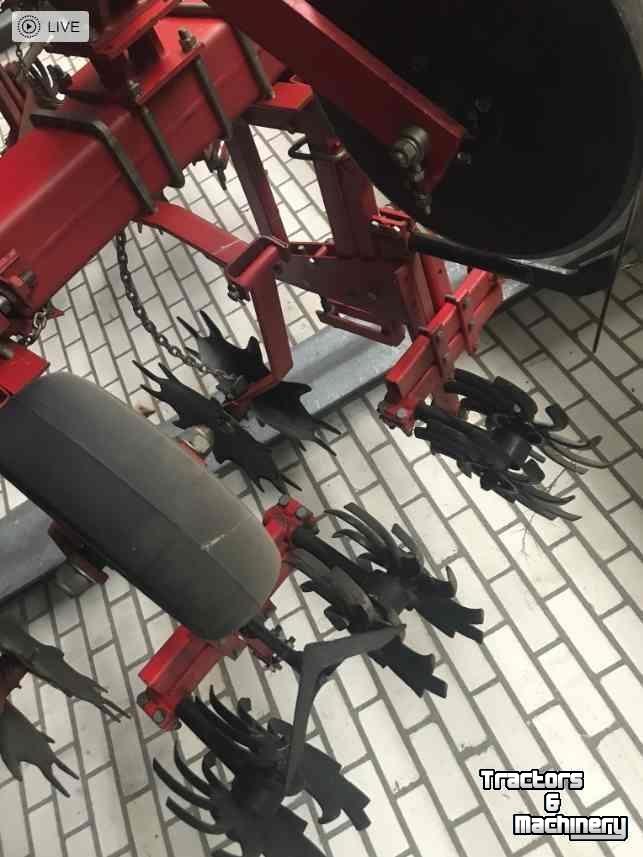 Schoffelmachine / Schoffelbalk Knoche Schoffelbalk / Schoffelapparaat