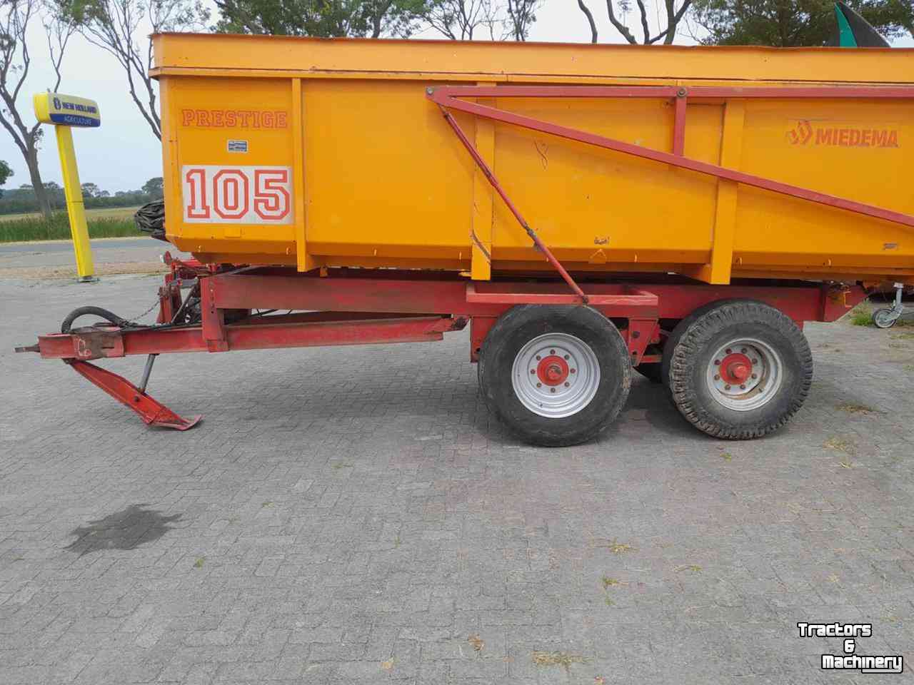Kipper / Kiepwagen / Landbouwkipper Miedema HST105