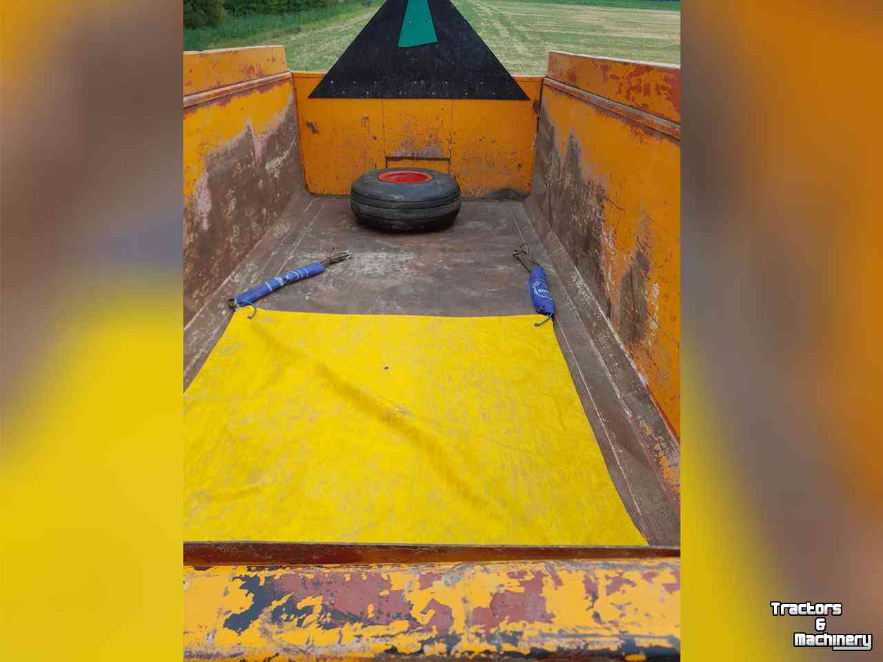 Kipper / Kiepwagen / Landbouwkipper Miedema HST105