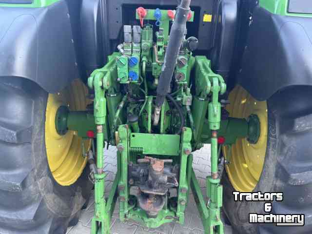 Tractor / Trekker John Deere 6115R