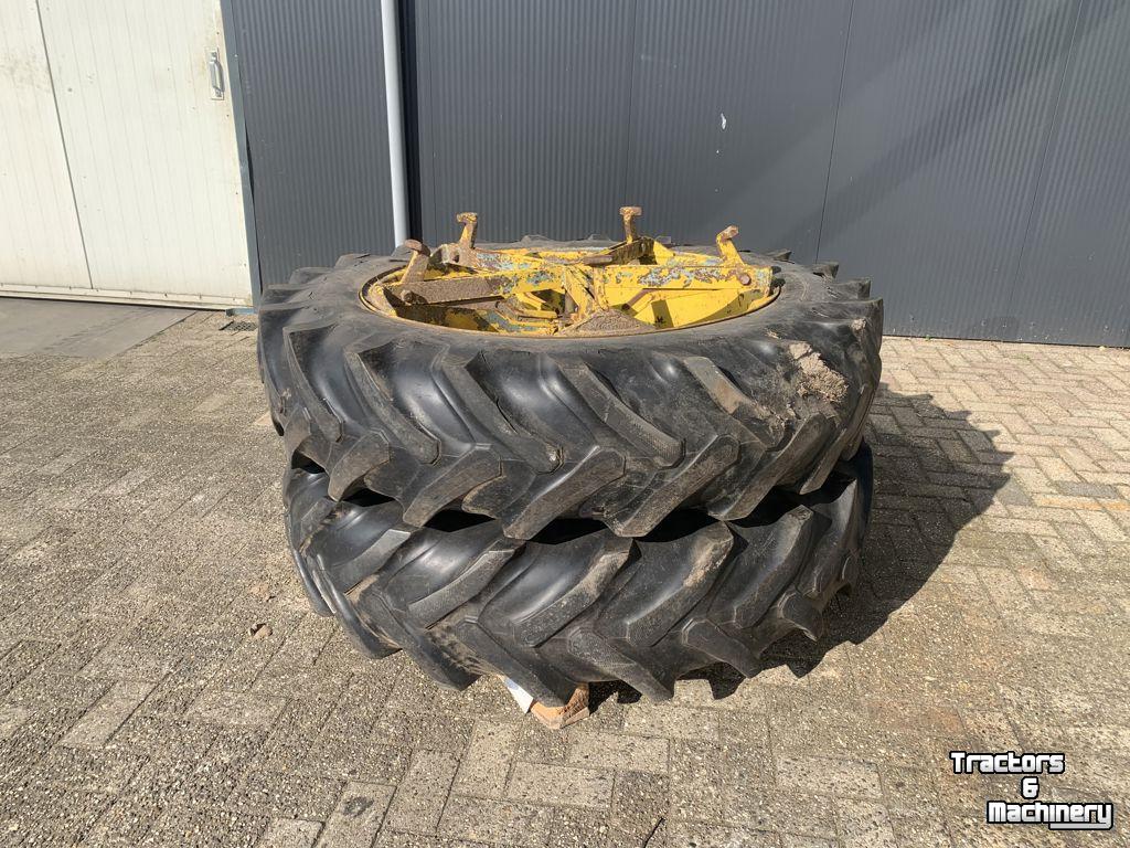 Wielen, Banden, Velgen & Afstandsringen Vredestein 13.6R38 DUBBELLUCHT