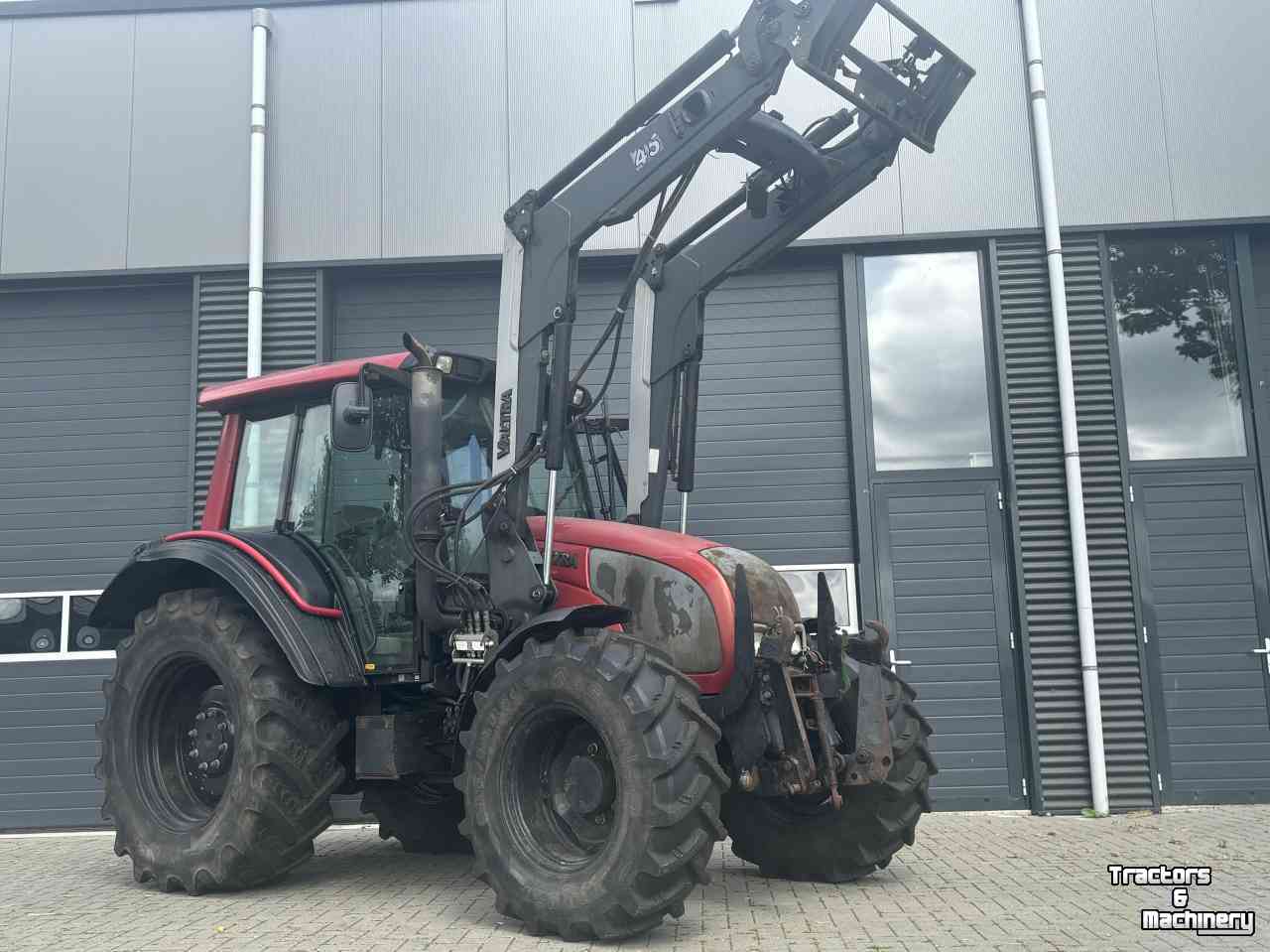 Tractor / Trekker Valtra N92