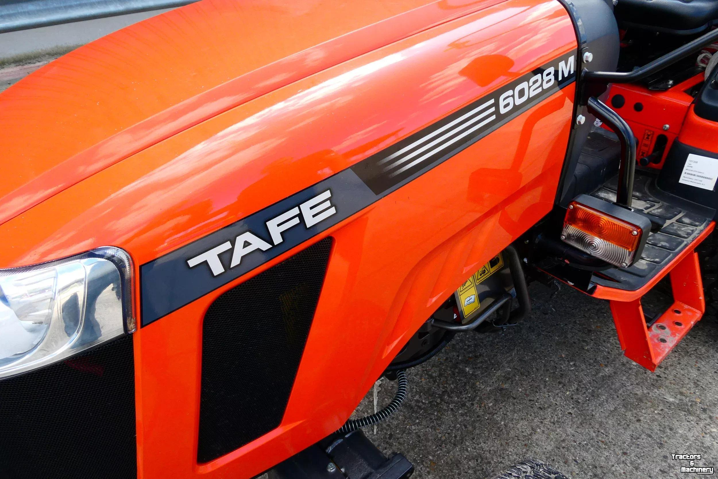 Tractor / Trekker TAFE 6028M