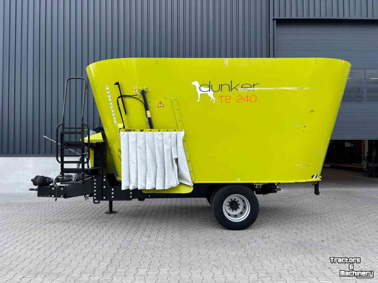 Voermengwagen Vertikaal Storti T2-240