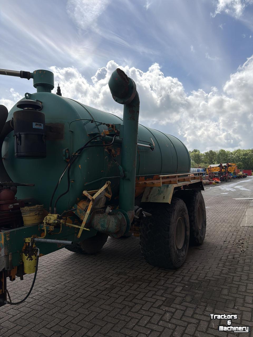 Mesttank Veenhuis Waterwagen