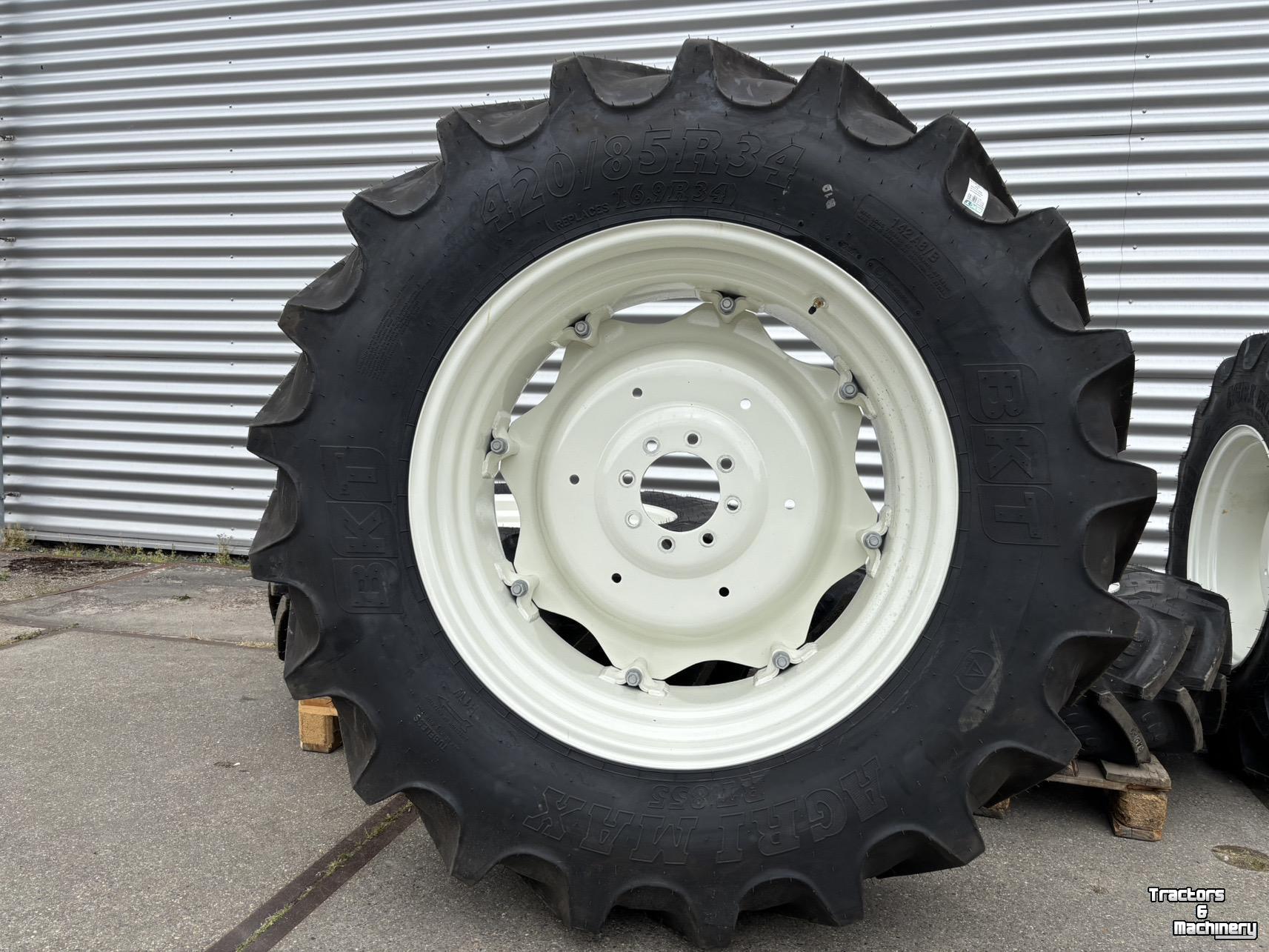 Wielen, Banden, Velgen & Afstandsringen BKT Agrimax RT-855
