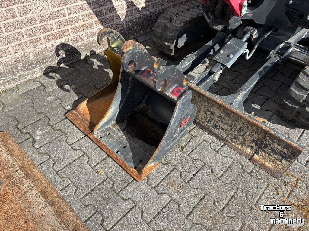 Mini-graver / Mini-graafmachine Yanmar YAN SV17VT