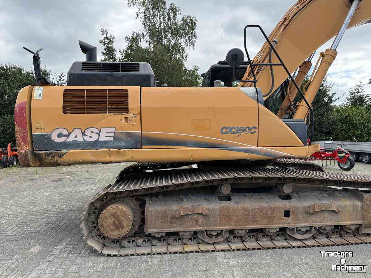 Rupskraan / Graafmachine op rupsen Case CX 350C