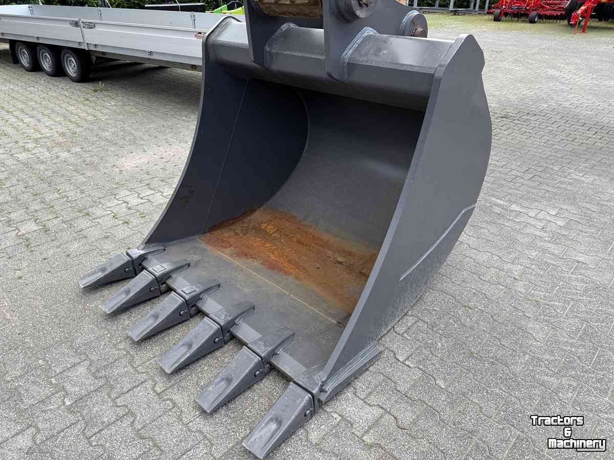 Rupskraan / Graafmachine op rupsen Case CX 350C
