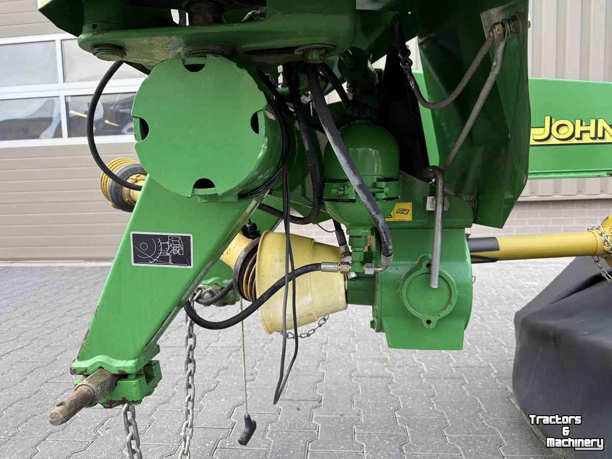 Maaier John Deere 328 DISC maaier