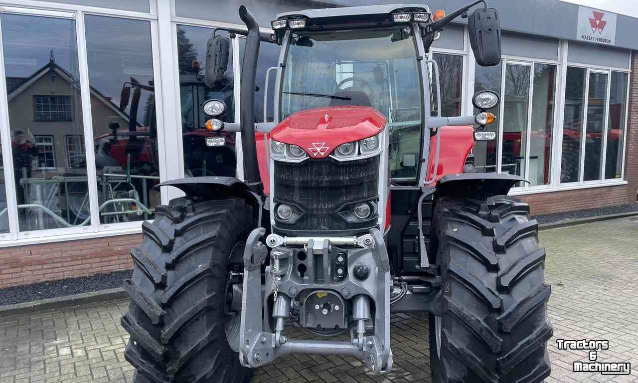 Traktoren Massey Ferguson 6S155 Dyna-6 Efficient Tractor Nieuw