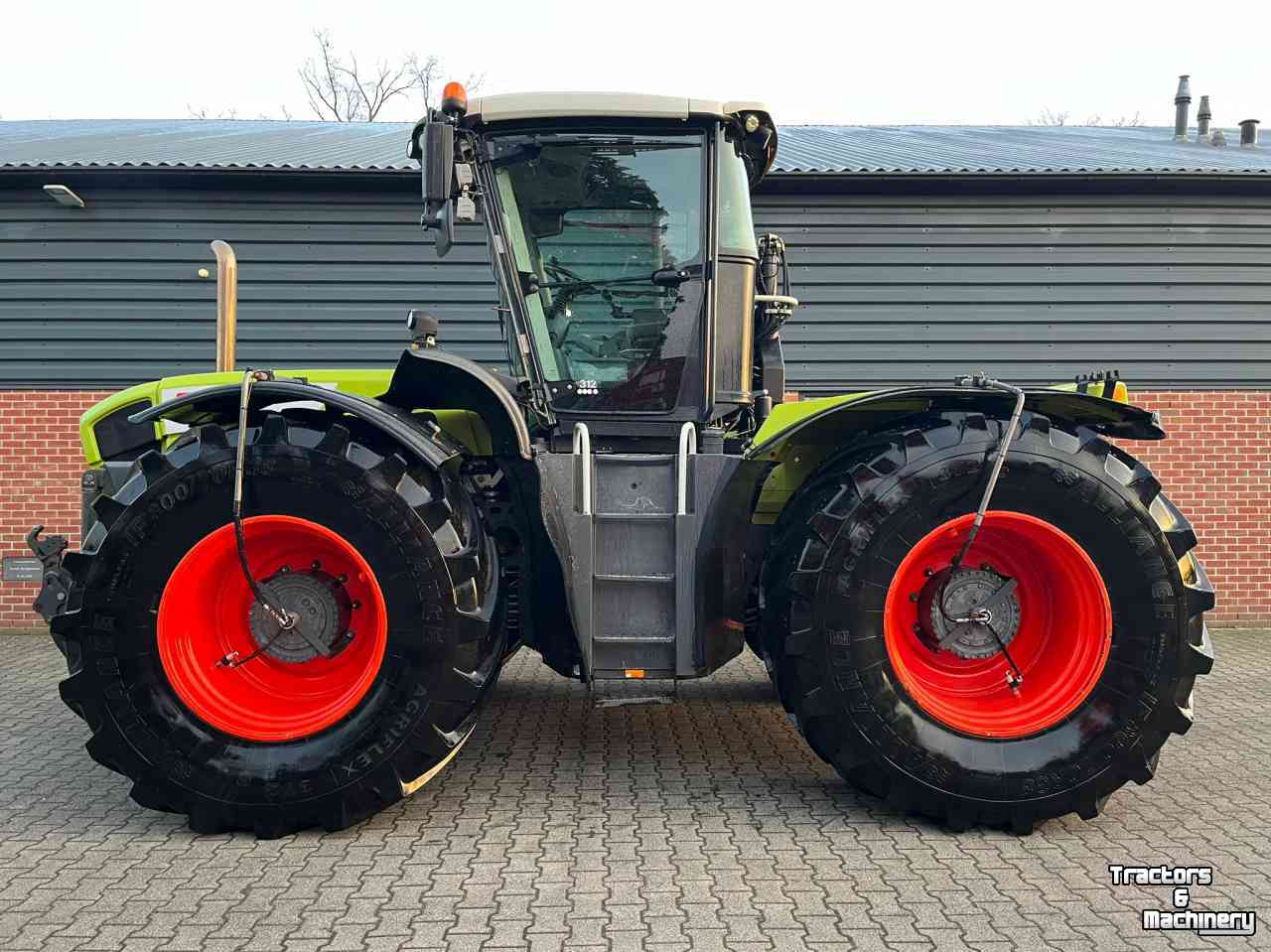 Traktoren Claas Xerion 3800 Trac VC