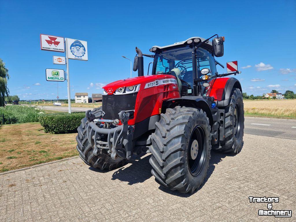 Tractor / Trekker Massey Ferguson TREKKER 8737  DYNAV-T