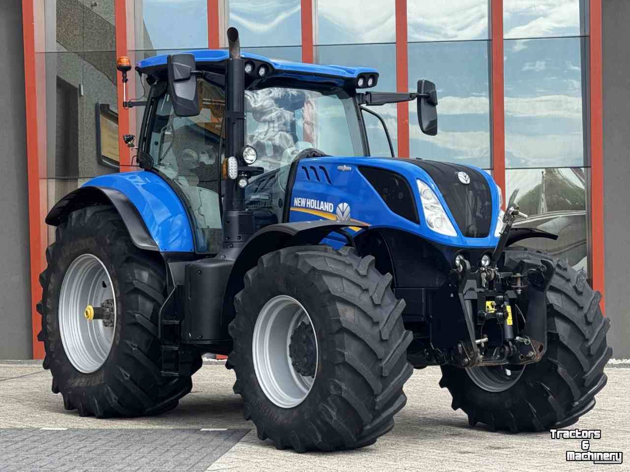 Tractor / Trekker New Holland T7.270AC Stage V Fronthef +pto Lucht  GPS  4407u