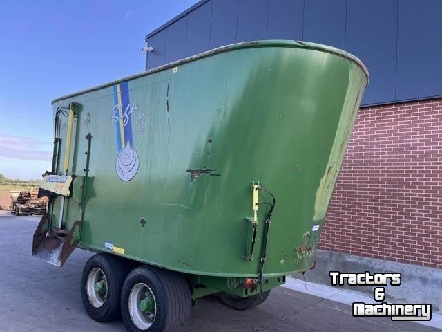 Voermengwagen Peecon 26M³