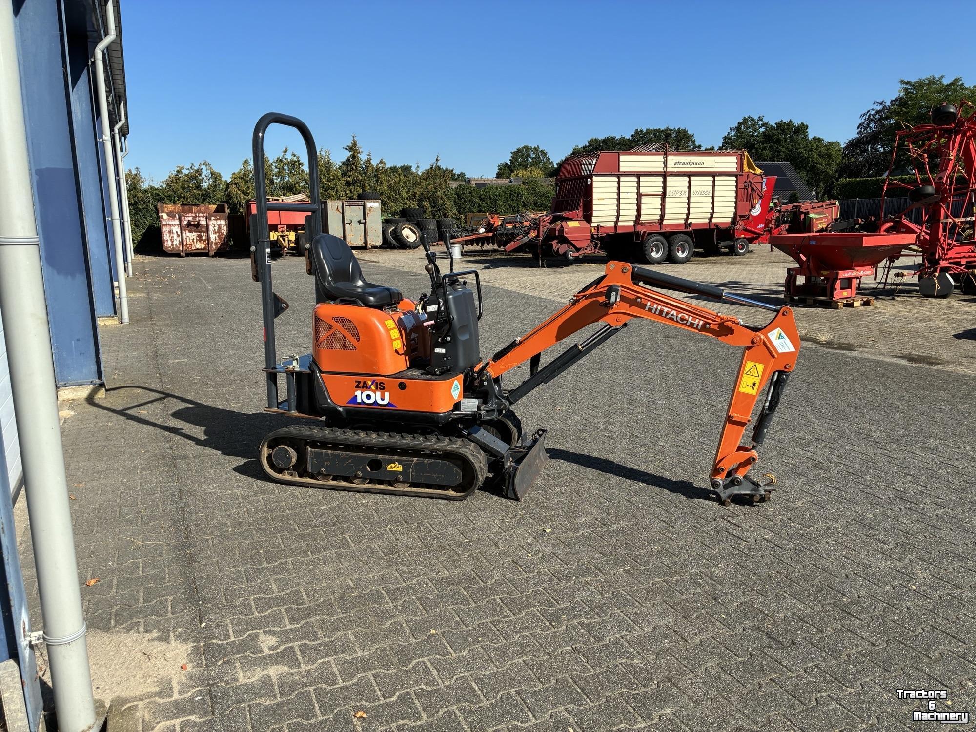 Bandenkraan / Graafmachine op wielen Hitachi 10U-6