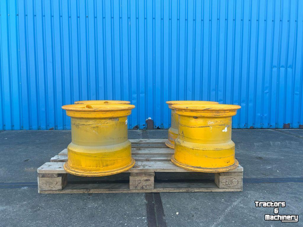 Wielen, Banden, Velgen & Afstandsringen JCB 4x velg 403 15x13LB