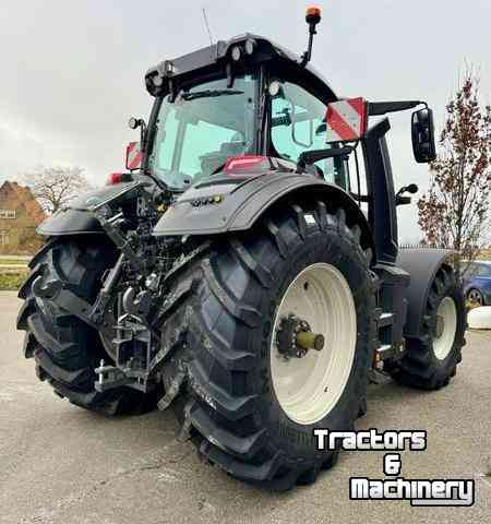 Traktoren Valtra Q245