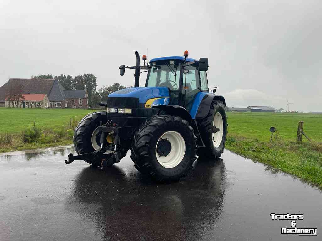 Traktoren New Holland TM 175 Fronthef en frontpto