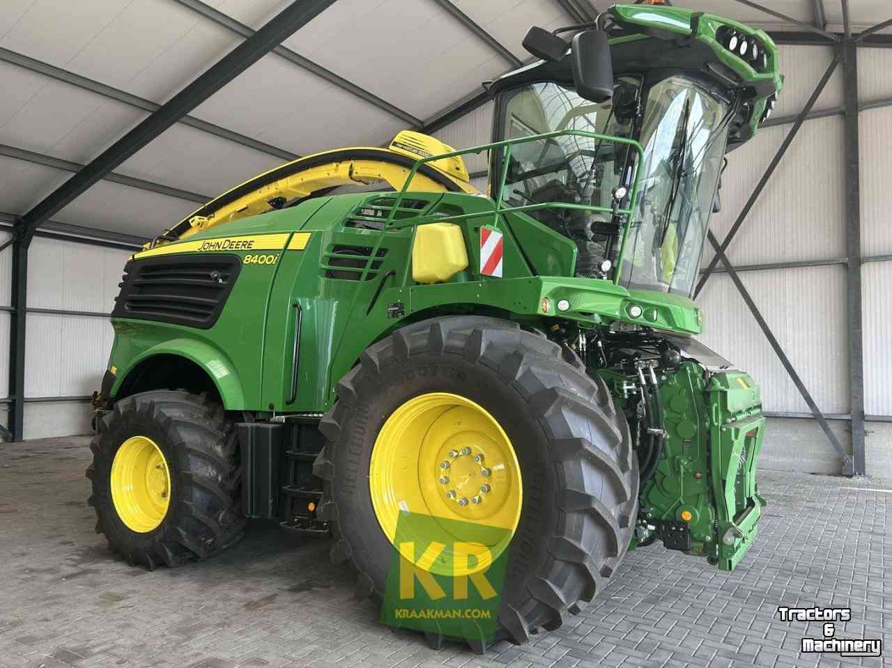 Veldhakselaar John Deere 8400