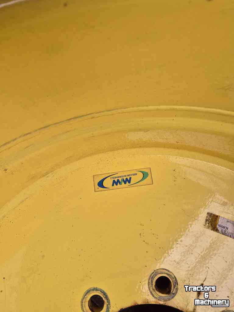 Wielen, Banden, Velgen & Afstandsringen Molcon 30 x  32  steek 221-275-8  ET -35