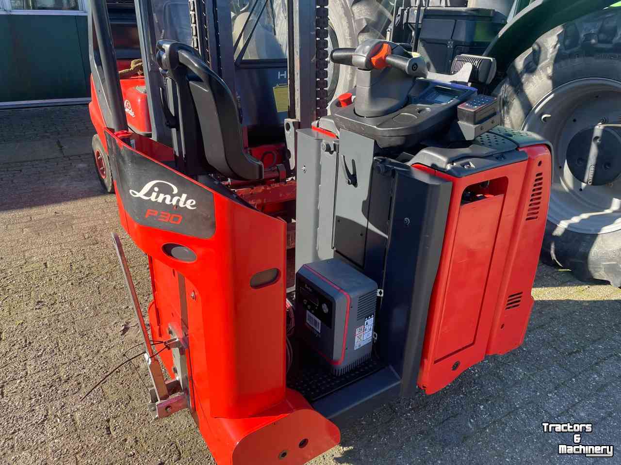Overige transport- en industriemachines en toebehoren Linde P30 Terminal tractor electric