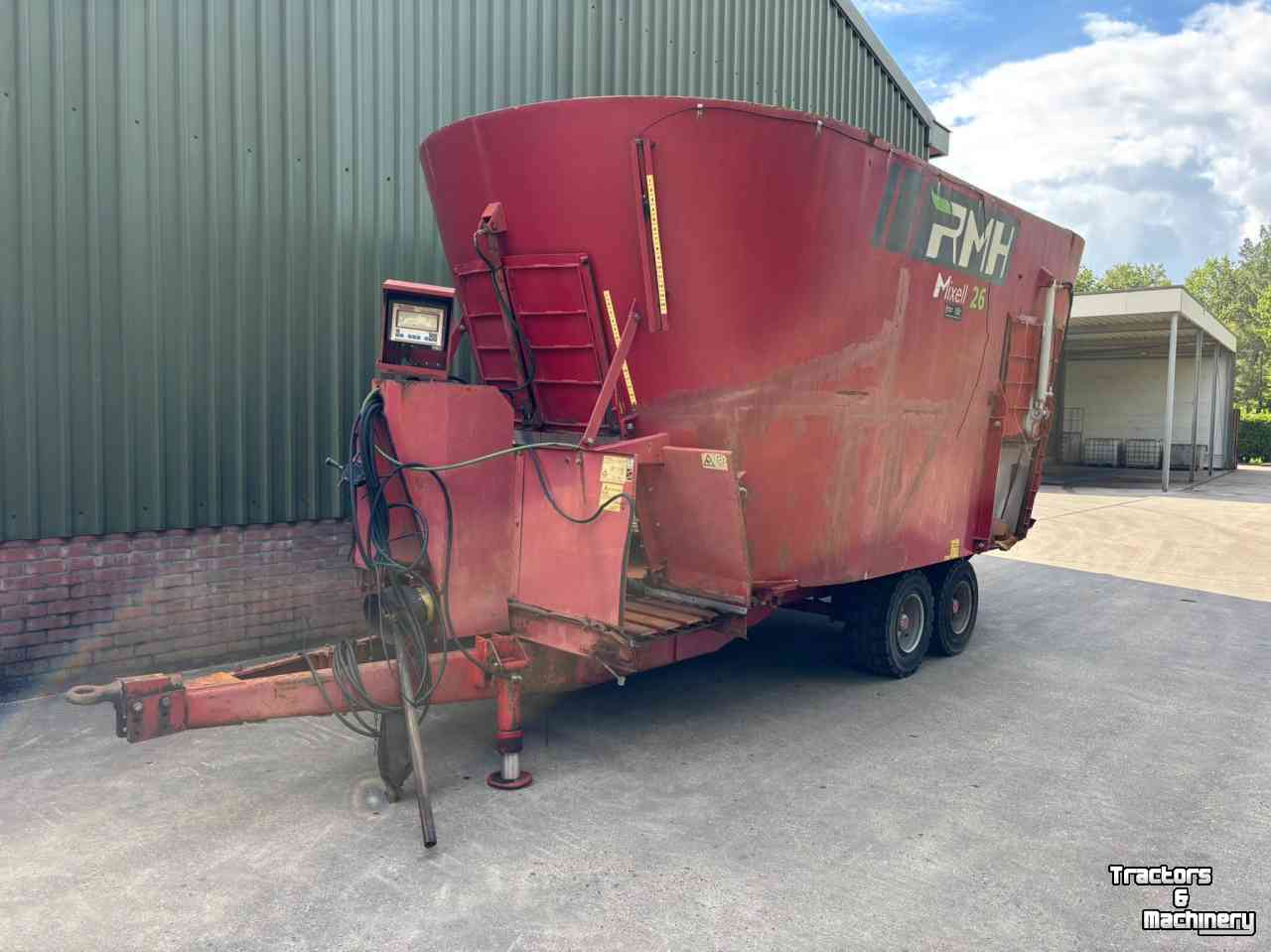 Voermengwagen Vertikaal RMH Mixell 26