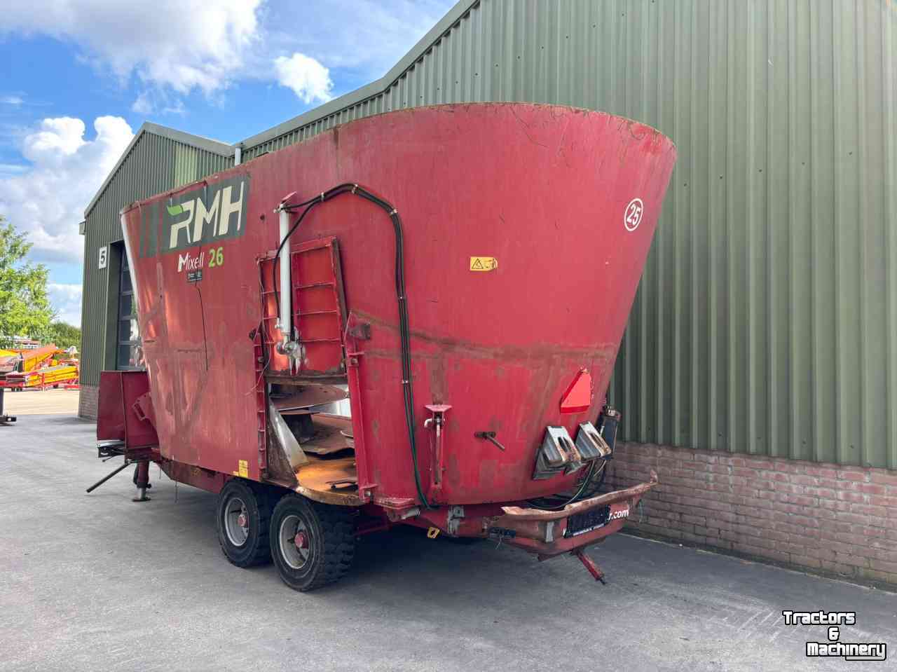 Voermengwagen Vertikaal RMH Mixell 26
