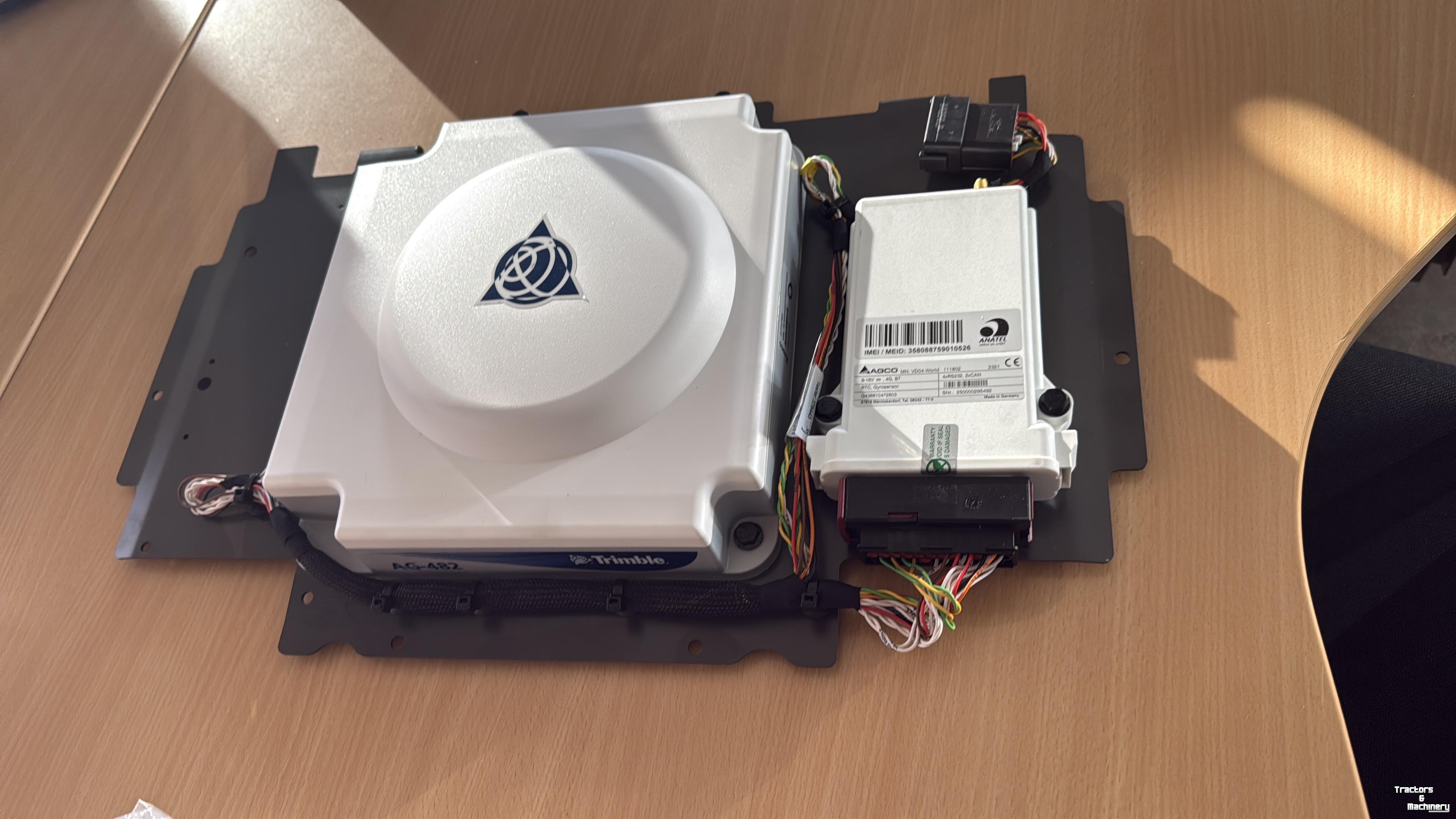GPS besturings systemen en toebehoren Fendt Trimble dakplaat 482 met modem Egnos ontvangst