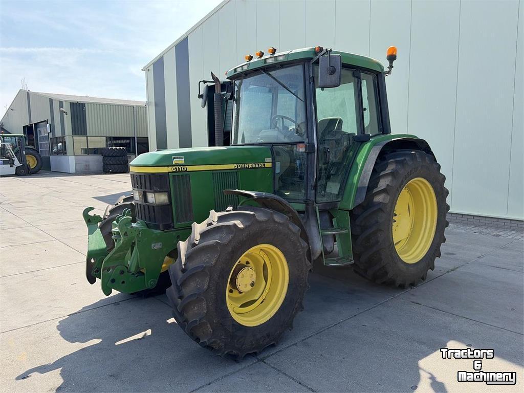 Tractor / Trekker John Deere 6110 PQ