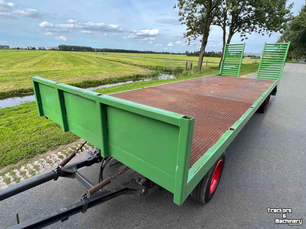 Vierwielige wagen / Landbouwwagen  fendt dieplader / balenwagen landbouwwagen oprijkar
