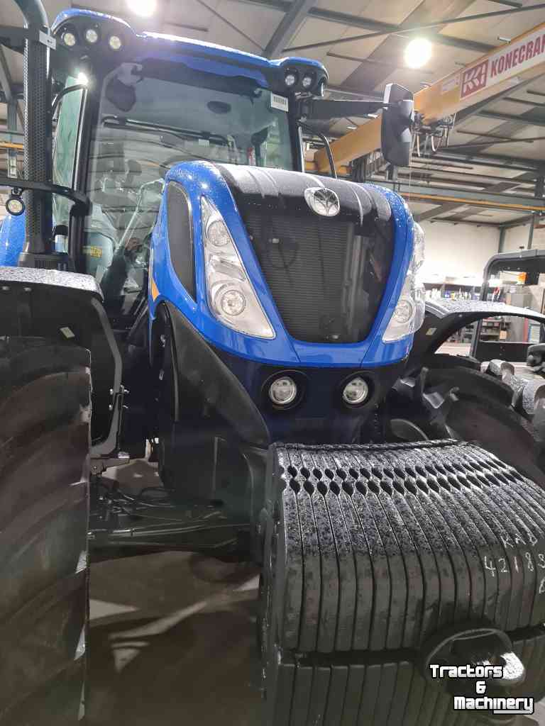 Traktoren New Holland T7.270 AC
