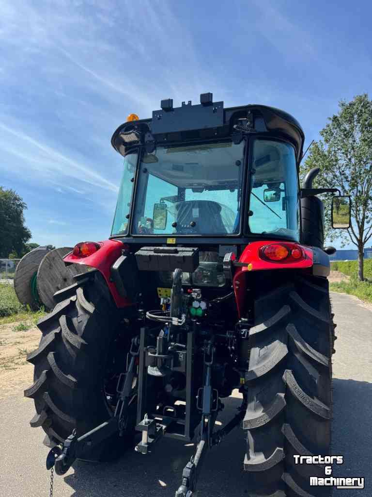 Tractor / Trekker  ArmaTrac 1054e+