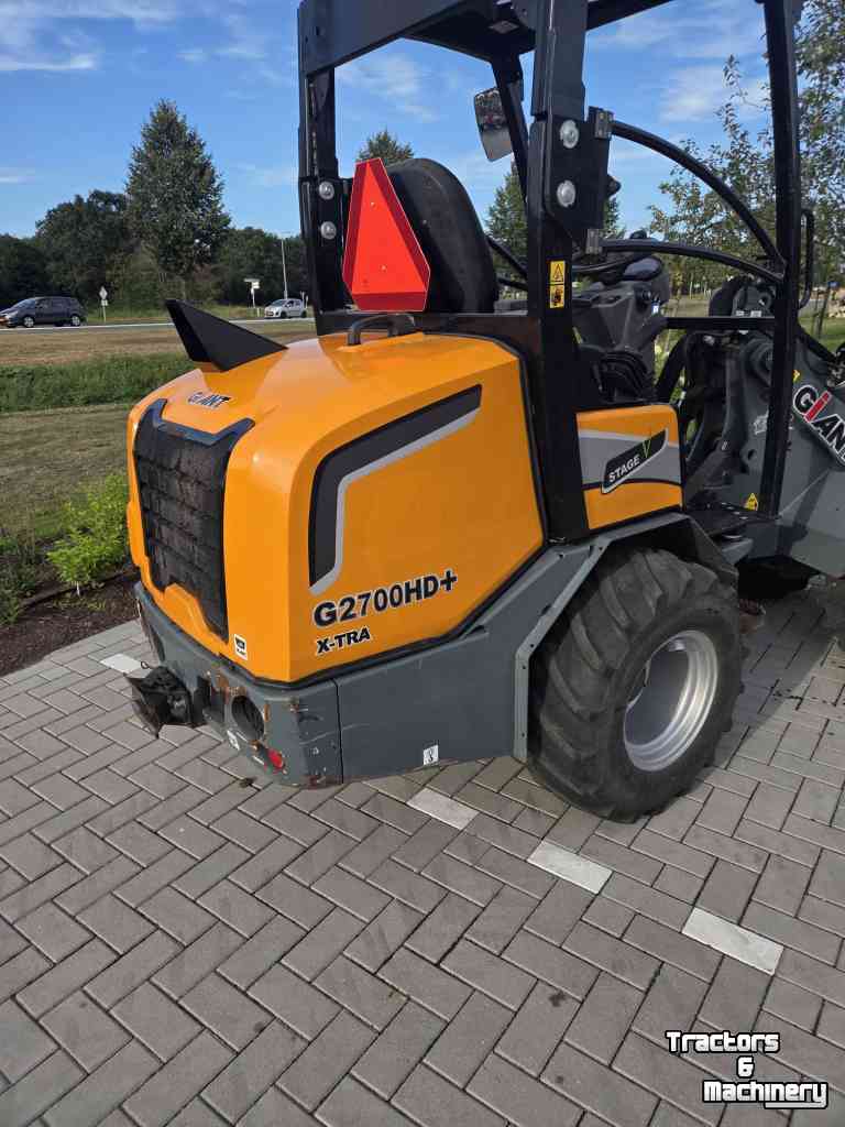 Shovel / Wiellader / Kniklader Giant G2700HD+ X-TRA