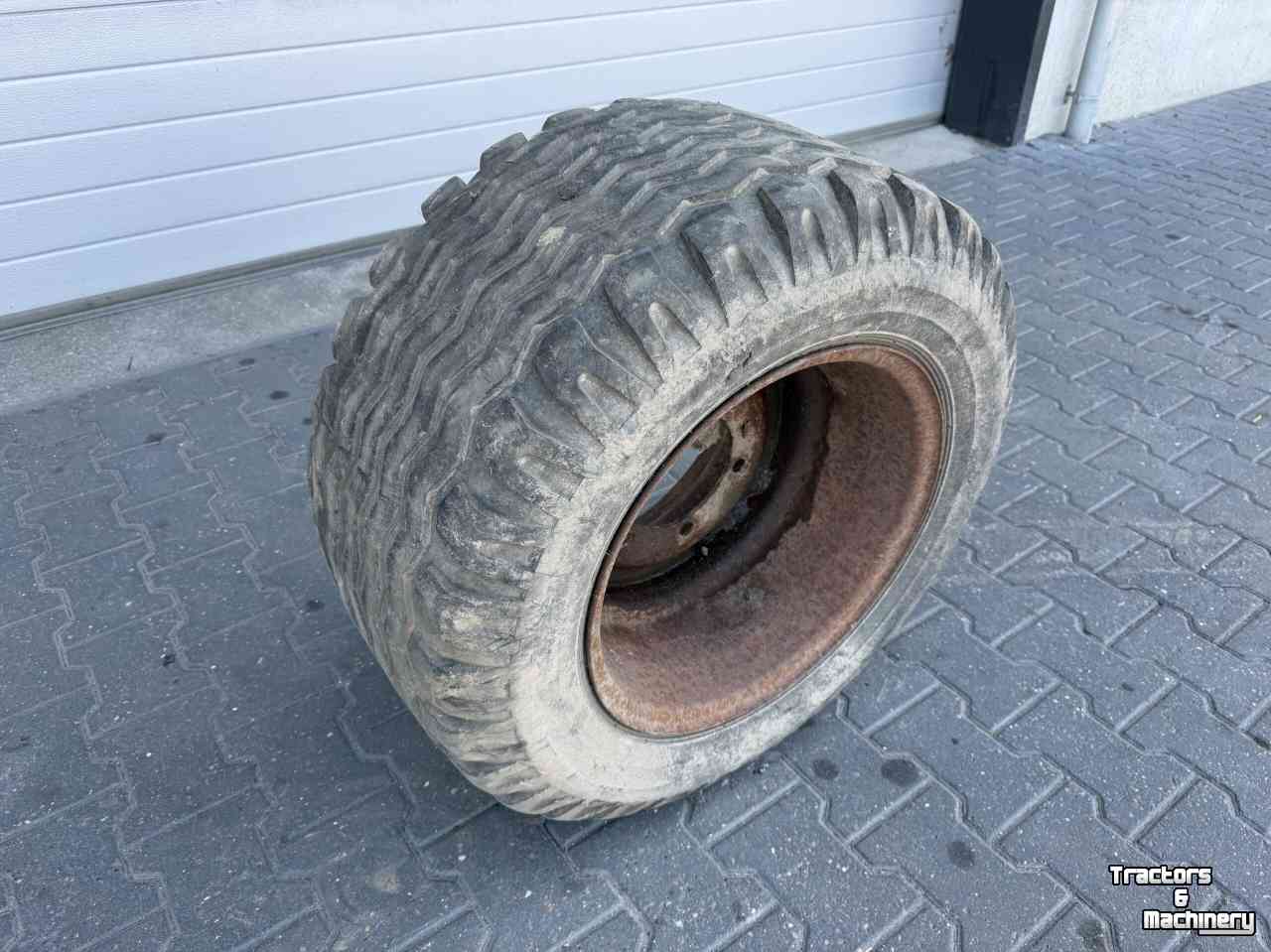 Wielen, Banden, Velgen & Afstandsringen  15.0/55-17 band met velg
