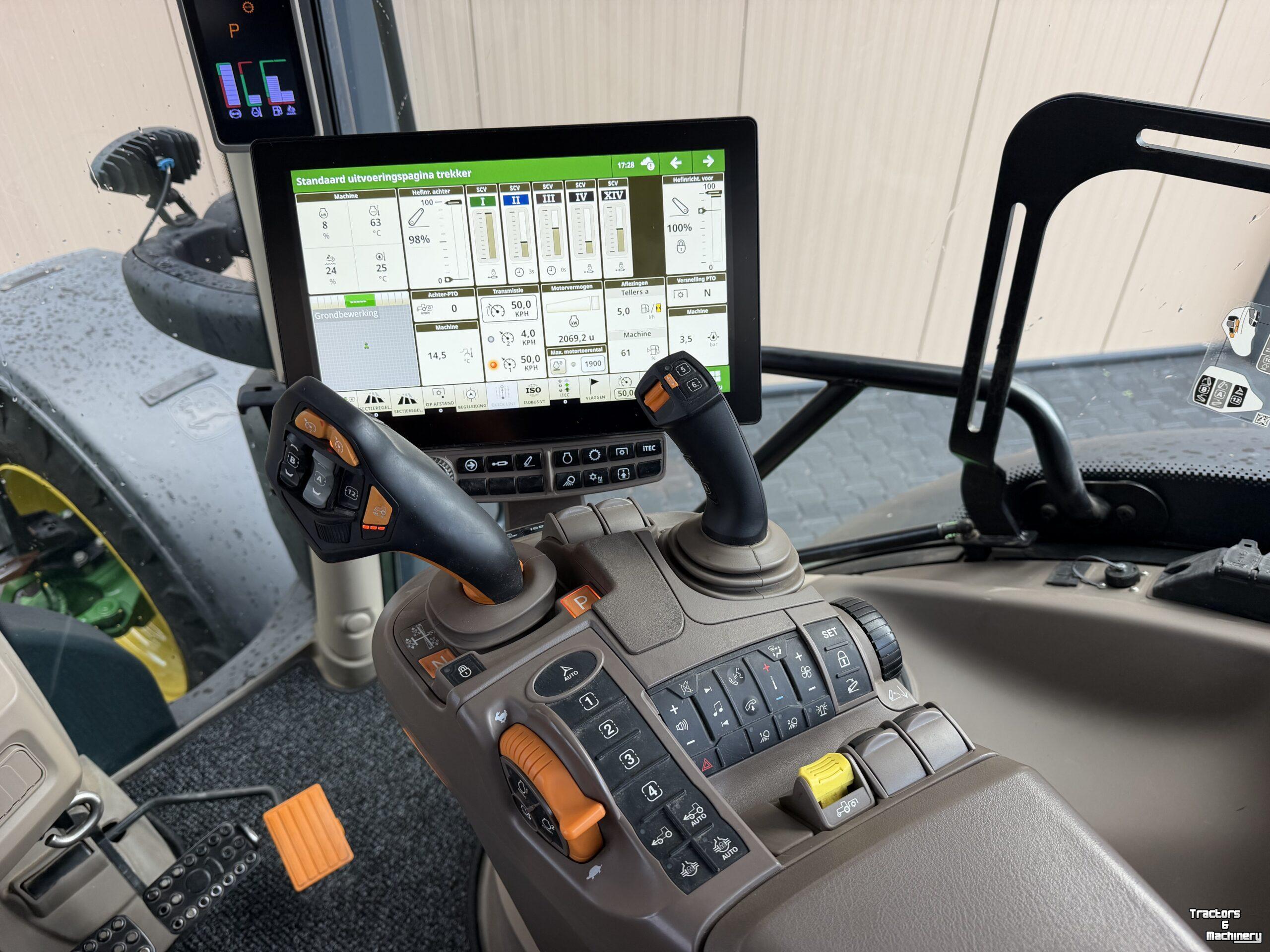 Tractor / Trekker John Deere 6R155