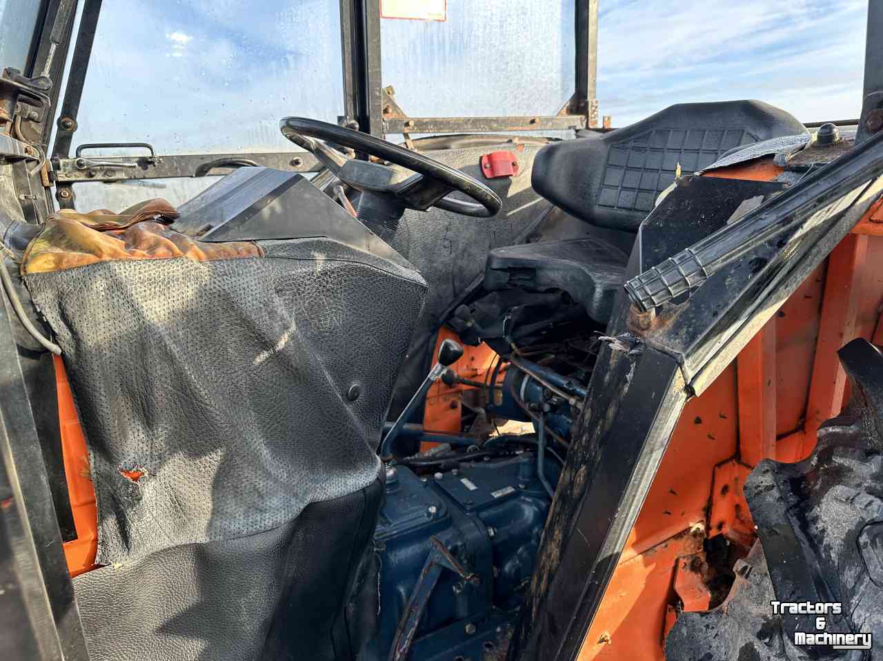 Compact tractor Universal 430