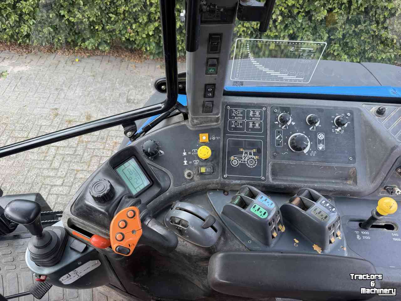 Tractor / Trekker New Holland TM190
