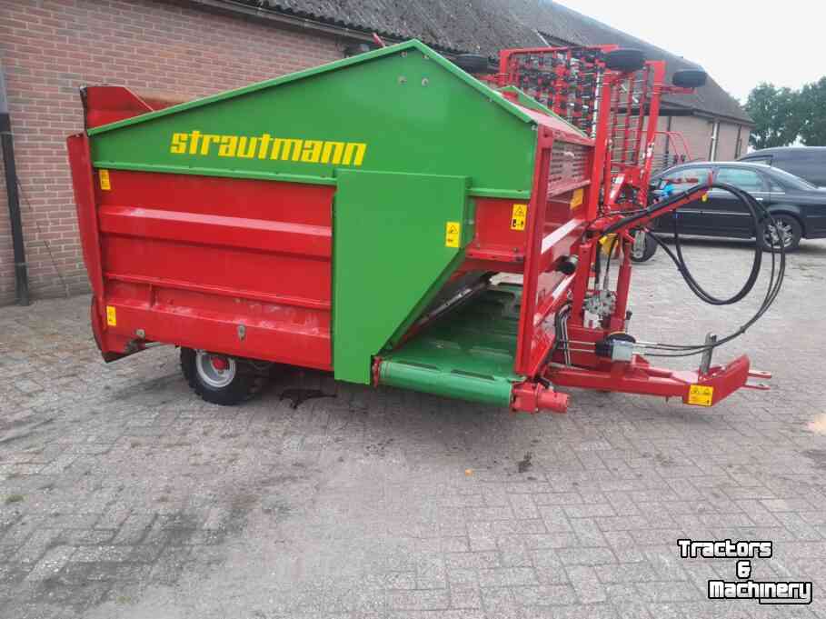 Blokkendoseerwagen Strautmann BVW Blokkenwagen