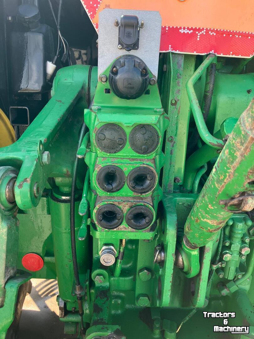Tractor / Trekker John Deere 7600