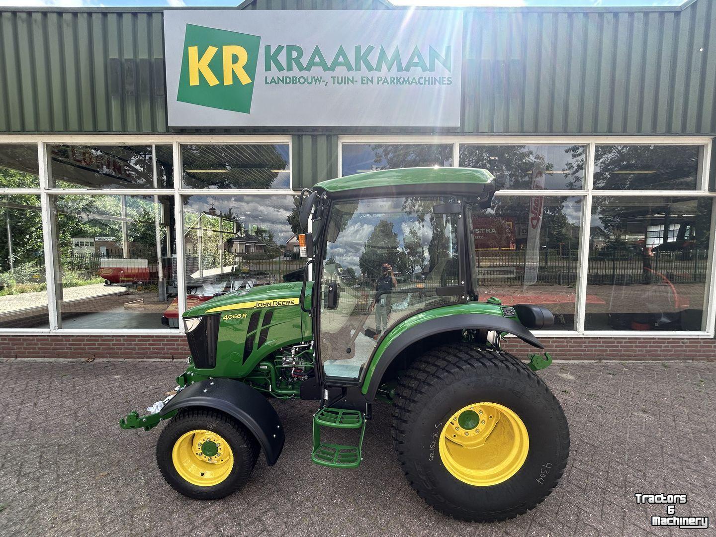 Smalspoor tractor John Deere 4066R
