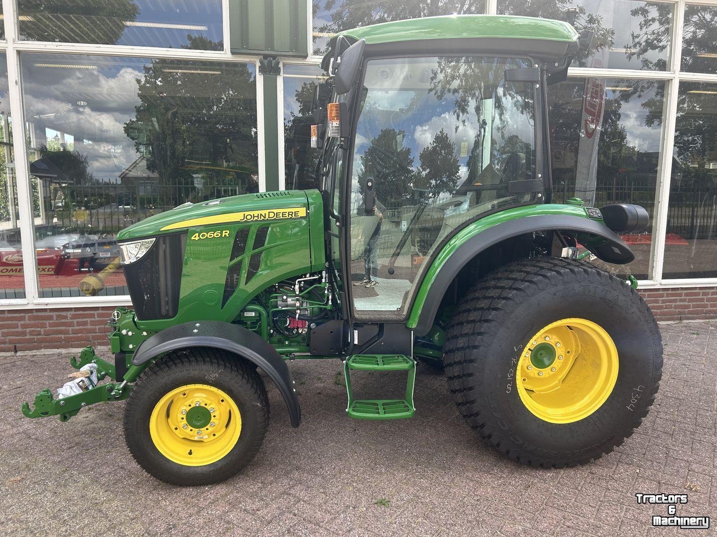 Smalspoor tractor John Deere 4066R