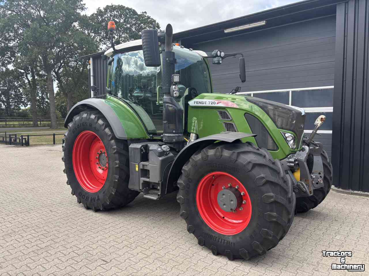 Tractor / Trekker Fendt 720 S4 Profi Plus Rtk Frontaftakas