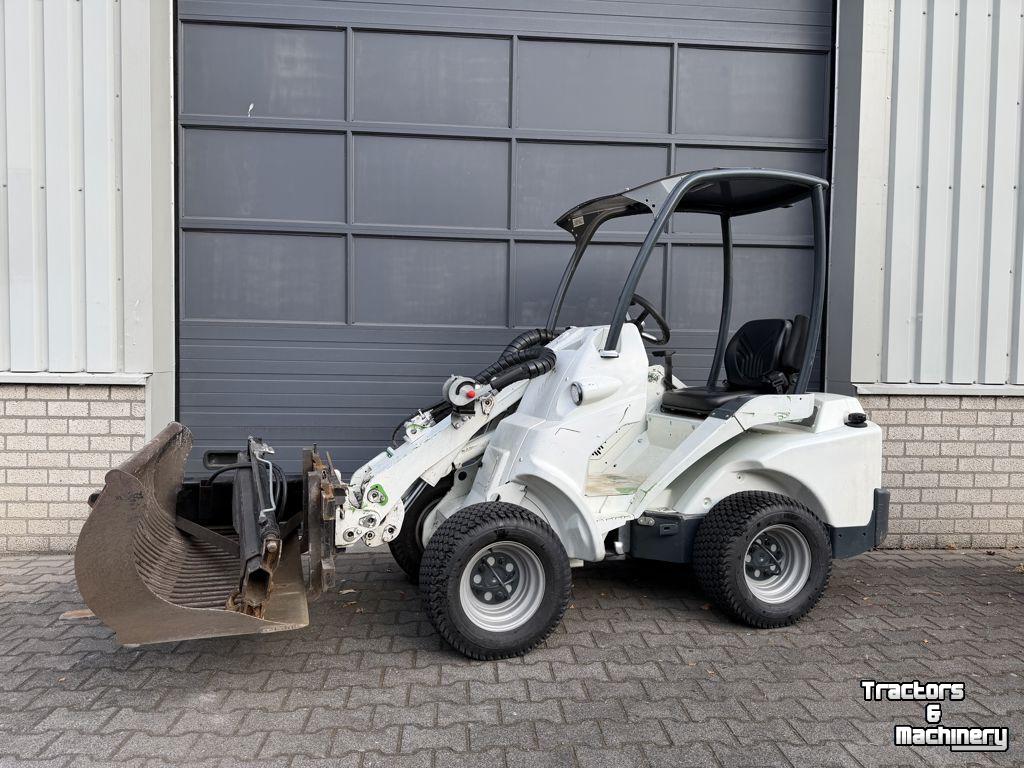 Shovel / Wiellader / Kniklader Avant Avant 523