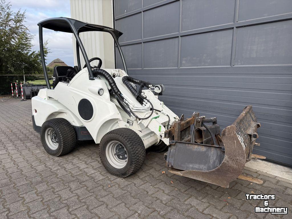 Shovel / Wiellader / Kniklader Avant Avant 523