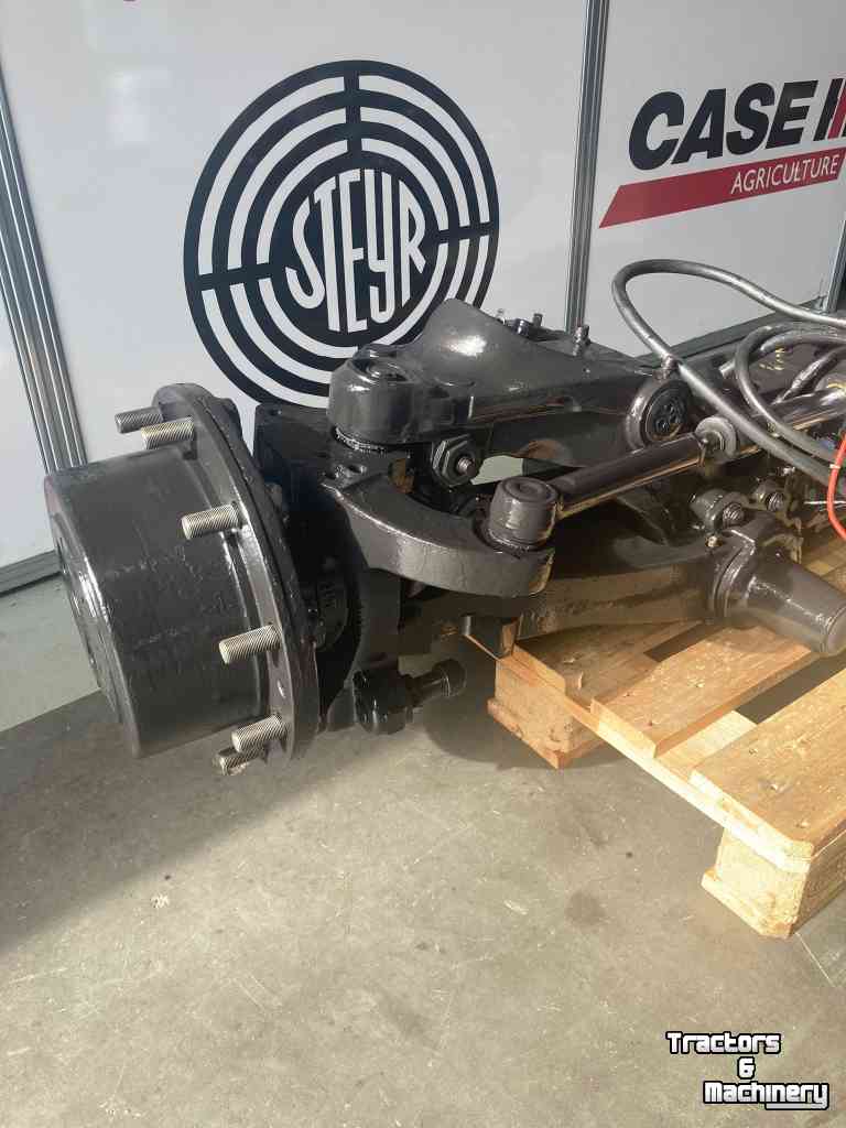Gebruikte onderdelen van tractoren Carraro 20.29 vooras / front axle